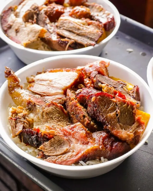 2 Marmitex Pequena Com Churrasco